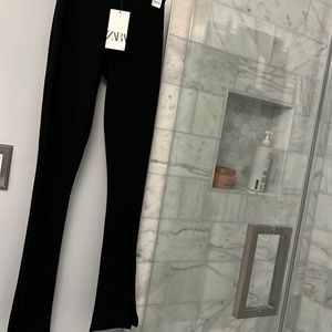 ZARA ((NEW)) BLACK RIBBED PANTS!!